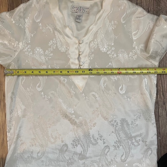 Erika Taylor Intimates Ivory Paisley Pajama Set Top Shorts M - Picture 4 of 8